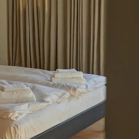 Modern With An Amazing View Of The