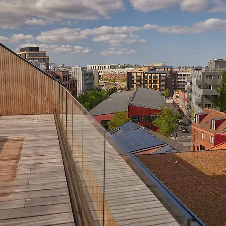 Modern With An Amazing View Of The Apartament